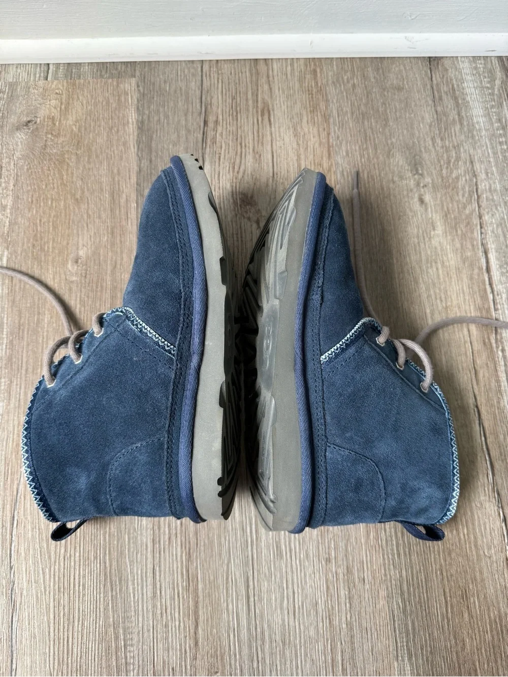 UGG KIDS Neumel Boots Tread Lite Suede Boots Sherpa Comfy Navy Blue Size Kids 4